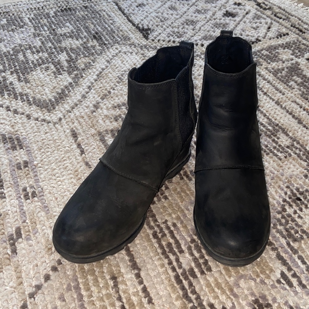 Sorry Black Leather Wedges